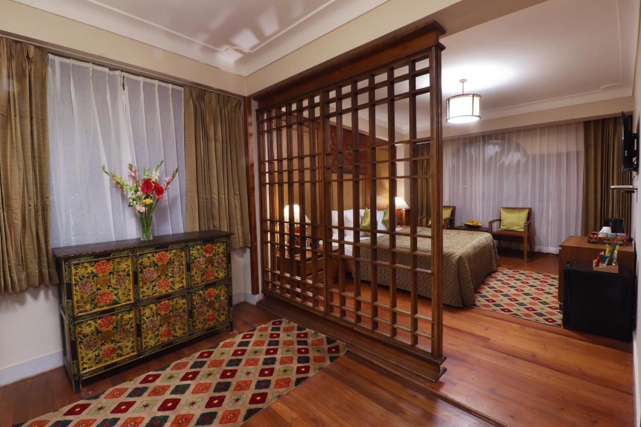גנגטוק Denzong Shangrila Lords Inn - Hotel & Spa מראה חיצוני תמונה